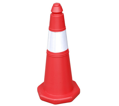 红塑料小路锥